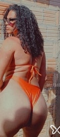 Acompanhante Morena