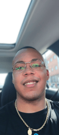 Acompanhante Adriano Santos