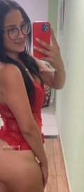 Acompanhante Mariana