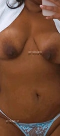 Acompanhante Livia Curvy