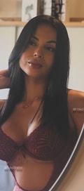 Acompanhante Ana Clara