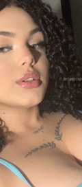 Acompanhante Izabella