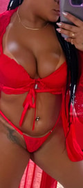 Acompanhante Thayna