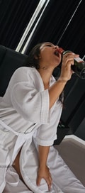 Acompanhante Ursula Ramona