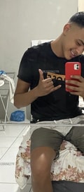 Acompanhante Pedro