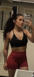 Acompanhante Maya Fernandes