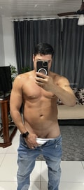 Acompanhante John Almeida