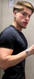 Acompanhante João Pedro