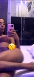 Acompanhante Roberta