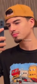 Acompanhante Tiago Gomes