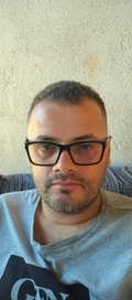 Acompanhante Richard