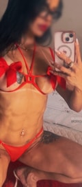 Acompanhante Caroline