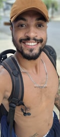 Acompanhante Pedro