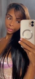 Acompanhante Larissa