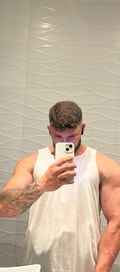 Acompanhante Thiago Santos