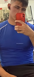 Acompanhante Yan