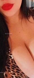 Acompanhante Carine