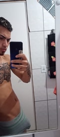 Acompanhante Grande João