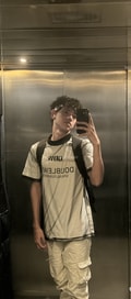 Acompanhante Theusinho