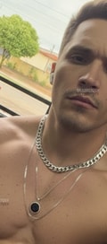 Acompanhante Guguu
