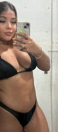 Acompanhante Clara