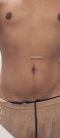 Acompanhante Derick