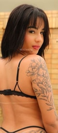 Acompanhante Laura Macarena