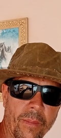 Acompanhante Robert
