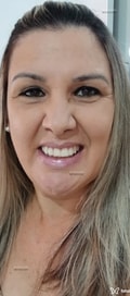 Acompanhante Carolini