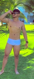 Acompanhante Marcone Junior