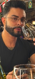 Acompanhante Isaac