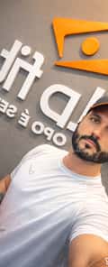 Acompanhante Tiago