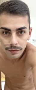 Acompanhante Leleo