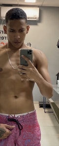Acompanhante Thiago