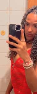 Acompanhante Gaby Amorim