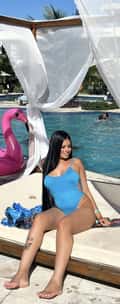 Acompanhante Ana Beatriz