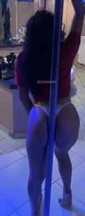 Acompanhante Morena
