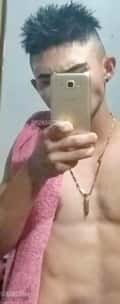 Acompanhante Bigode