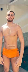 Acompanhante Matt Hunter