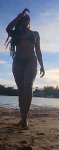 Acompanhante Morena
