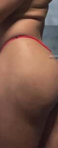Acompanhante Adriany