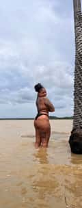 Acompanhante Raquel