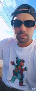 Acompanhante Dinho
