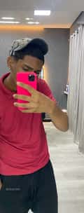Acompanhante Gustavo