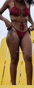 Acompanhante Morena