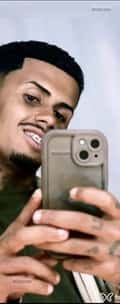 Acompanhante Vitor