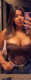 Acompanhante Mirela