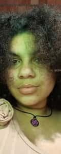 Acompanhante Izzy