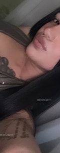 Acompanhante Morena