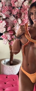 Acompanhante Valentina Duarte